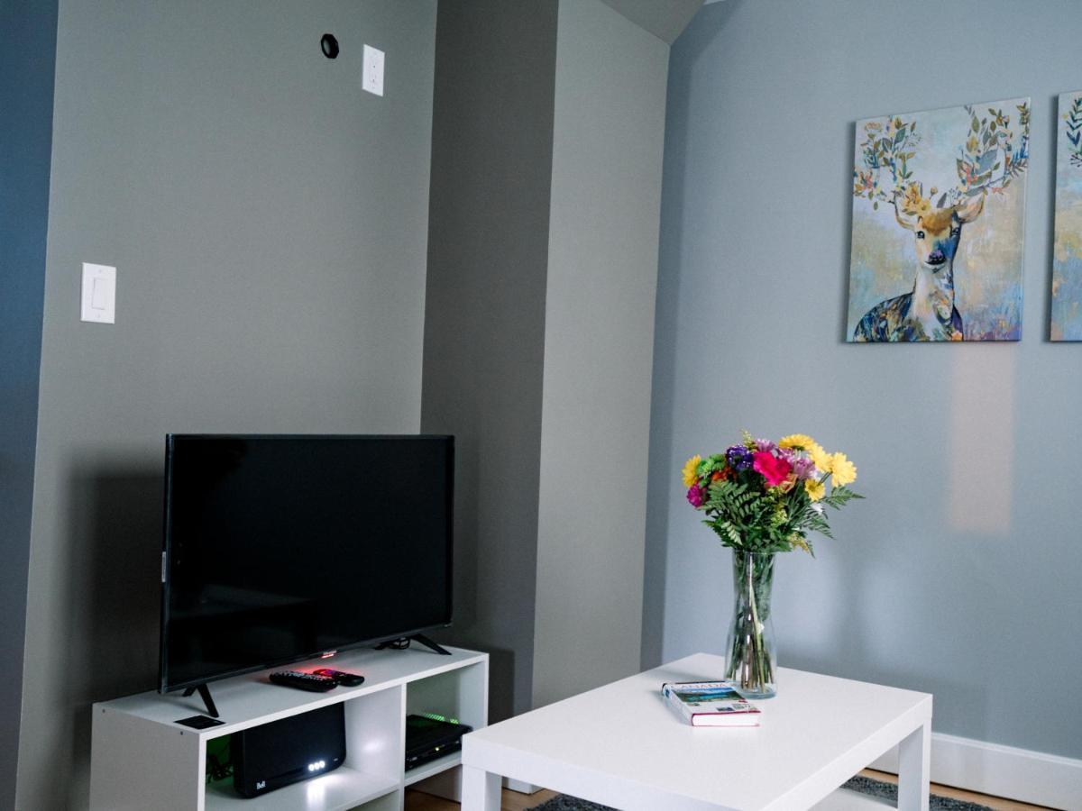 Elmwood Suite Виннипег Экстерьер фото